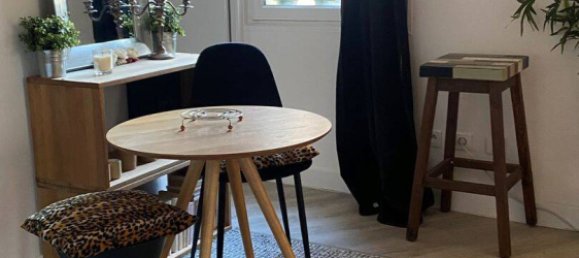 Studio in Aix-en-Provence, France No. 325794 3