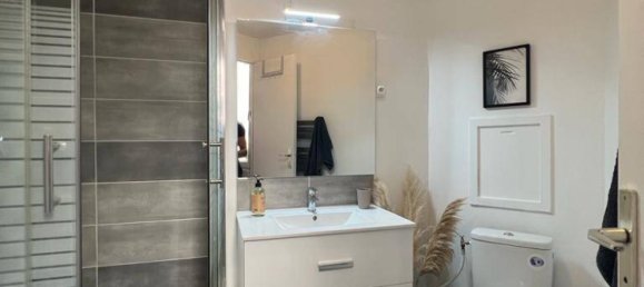 Studio in Aix-en-Provence, France No. 325794 2