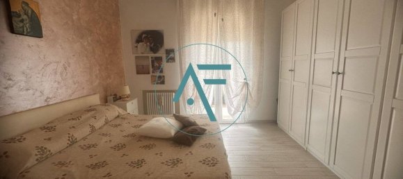 3 bedrooms Apartment in Ravenna, Italy No. 313659 7