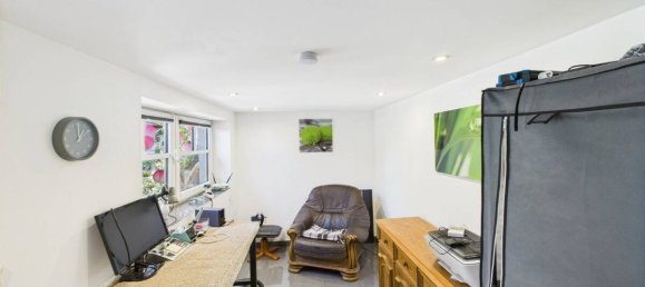 3-salle Duplex à Neunkirchen, Germany No. 234162 33