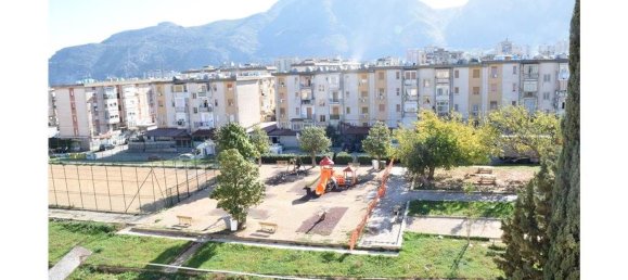 4 bedrooms Apartment in Palermo, Italy No. 341817 3