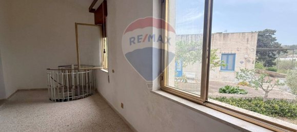 9 bedrooms House in Valderice, Italy No. 337981 26