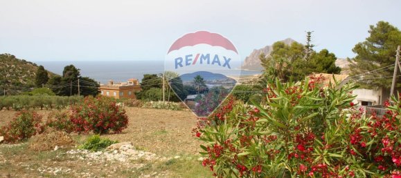 9 bedrooms House in Valderice, Italy No. 337981 3