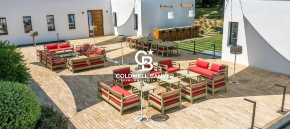 8 bedrooms Villa in Antibes, France No. 196675 3