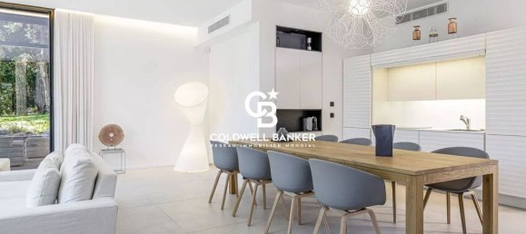 8 bedrooms Villa in Antibes, France No. 196675 11