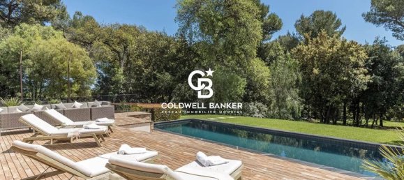 8 bedrooms Villa in Antibes, France No. 196675 14