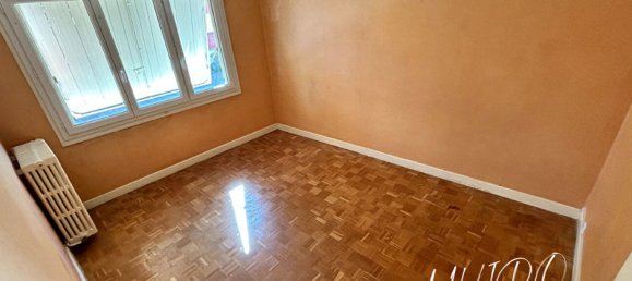 5 bedrooms Townhouse in Vatan, France No. 74403 11