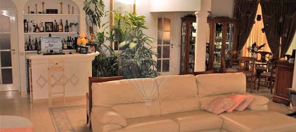 4 bedrooms House in Loule, Portugal No. 18557 9