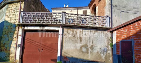 Casa de 4 dormitorios en Ottiglio, Italy No. 166888 43