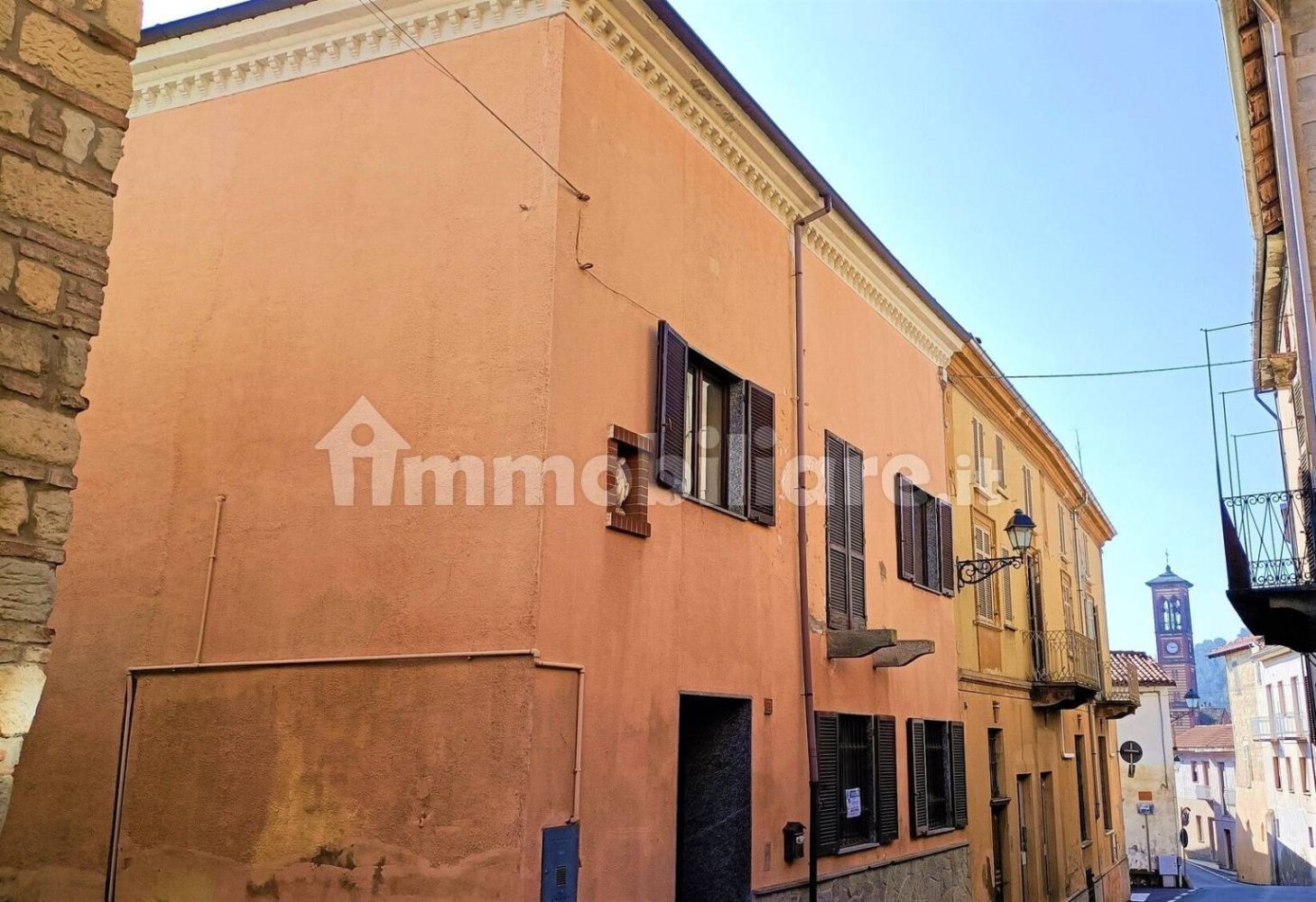 Casa de 4 dormitorios en Ottiglio, Italy No. 166888