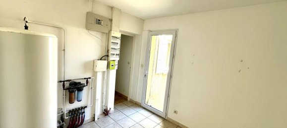 4 bedrooms Villa in Istres, France No. 295134 12