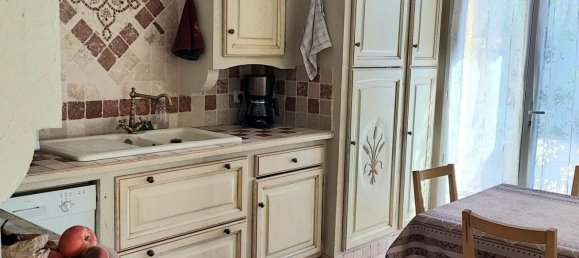 4 bedrooms Villa in Istres, France No. 295134 4