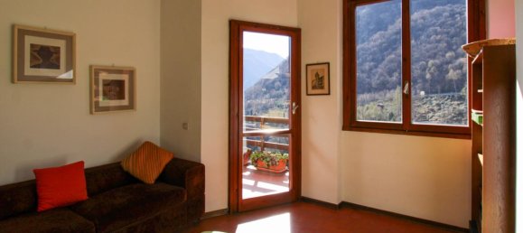 6غرفة شقة في Dizzasco, Italy رقم 9389 26