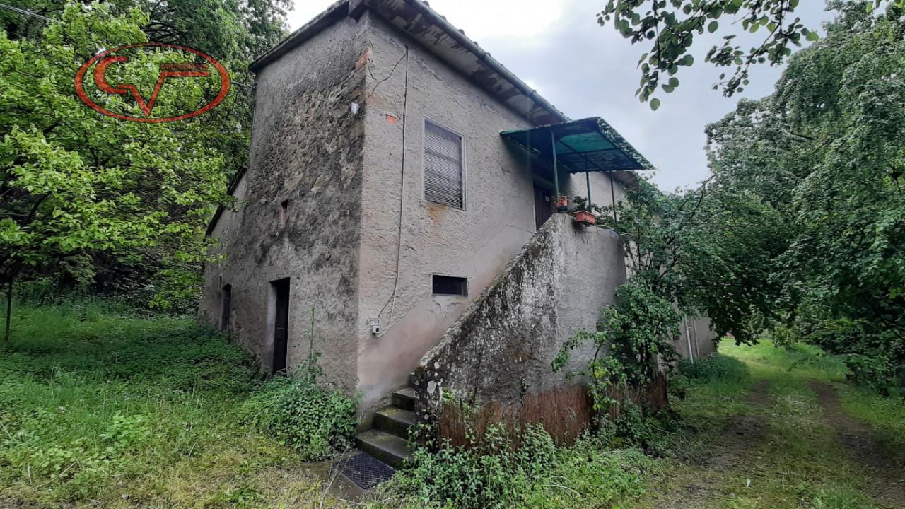 Casa de 10 habitaciónes en Loro Ciuffenna, Italy No. 231820