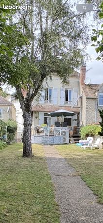Casa de 3 dormitorios en Val-d'Oise, France No. 361433