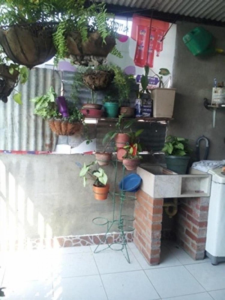 5 bedrooms House in Valle del Cauca, Colombia No. 2236