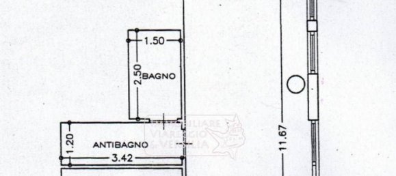 85m² Commercial property in Camaiore, Italy No. 67993 10