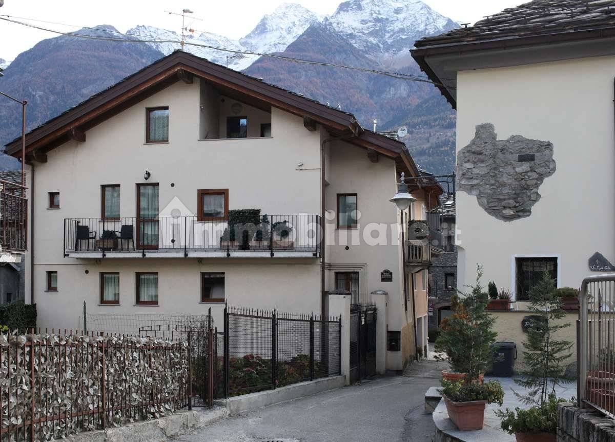 1 bedroom Apartment in Aosta, Italy No. 151378