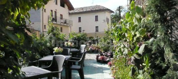 1 bedroom Apartment in Aosta, Italy No. 151378 2