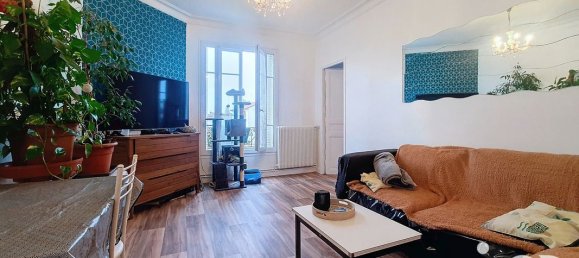 2 bedrooms Apartment in Les Pavillons-sous-Bois, France No. 334178 3
