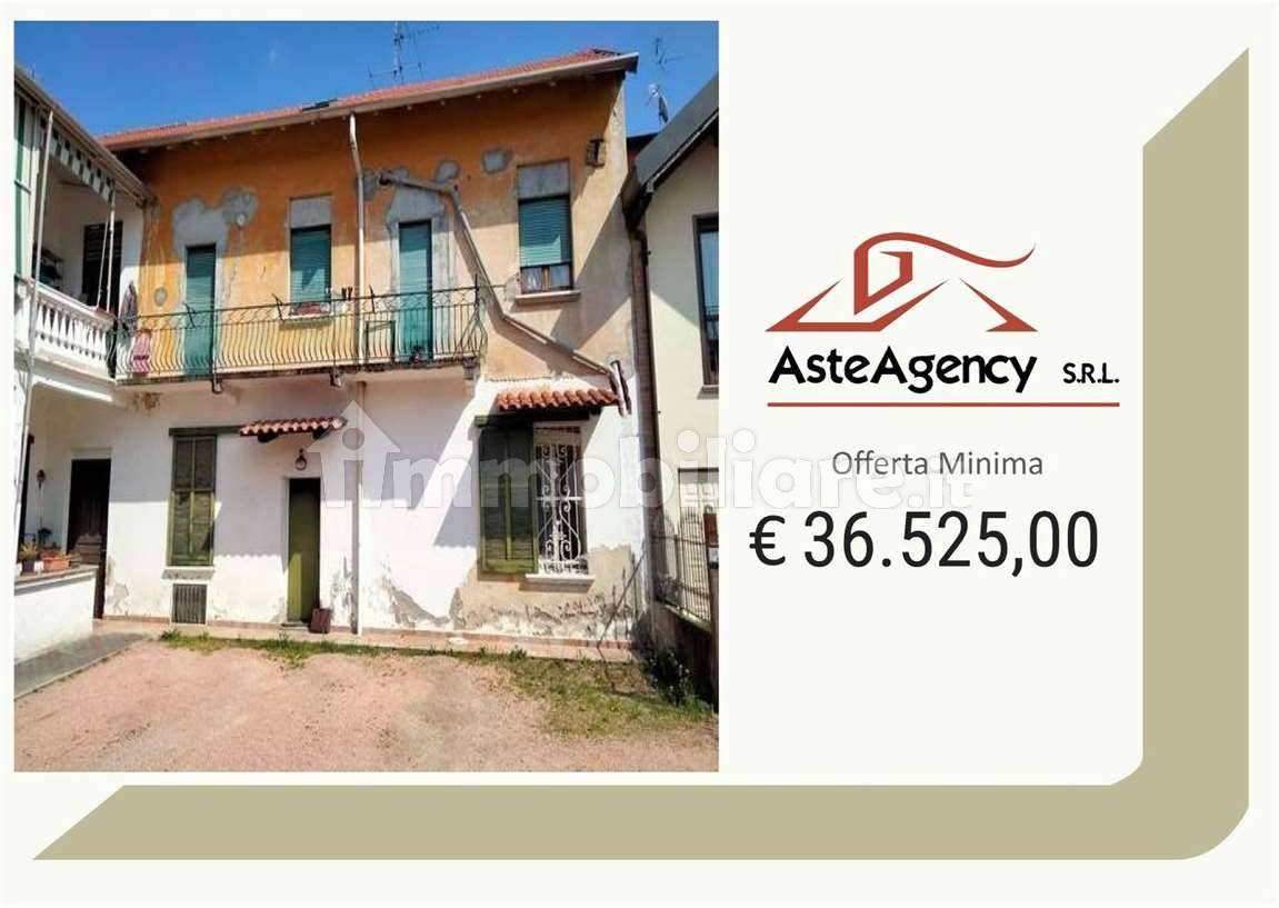 1 chambre Appartement à Fagnano Olona, Italy No. 361519