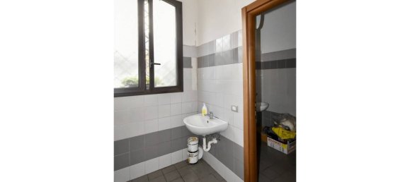 3 rooms Warehouse in Nerviano, Italy No. 34297 6