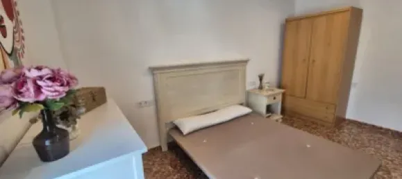 Квартира с 2 спальнями в Бадахос, Испания № 180084 34