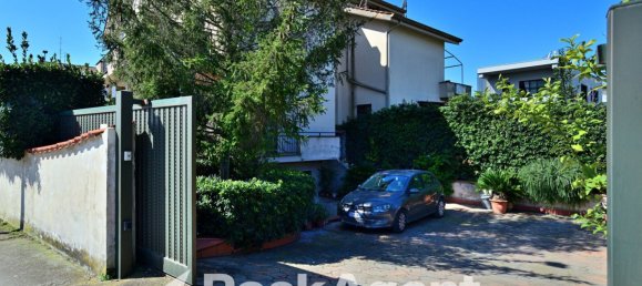 7-Zimmer Villa in Aprilia, Italy, Nr. 9110 6