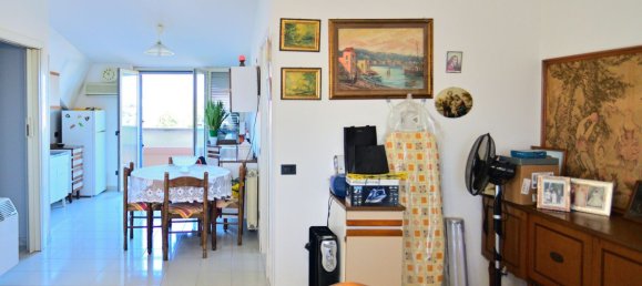 7-Zimmer Villa in Aprilia, Italy, Nr. 9110 34