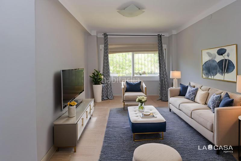 Apartamento de 3 dormitorios en L'Hospitalet de Llobregat, Spain No. 267475