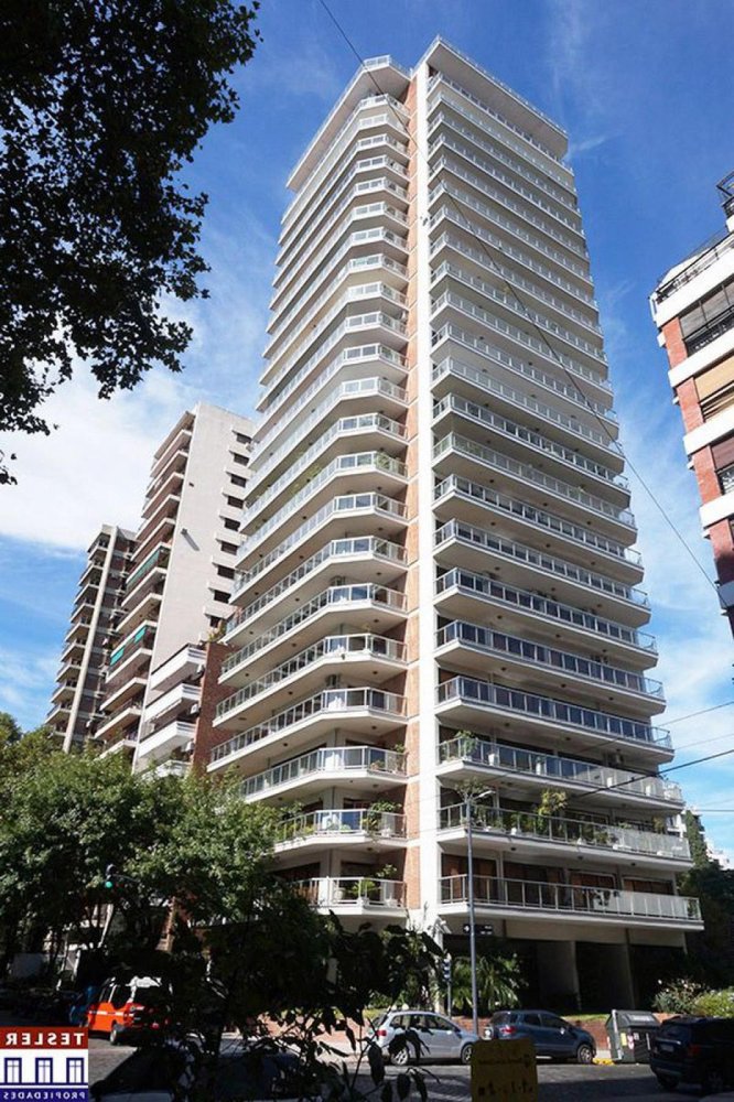 4 bedrooms Apartment in Buenos Aires, Argentina No. 90147