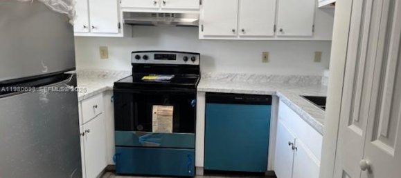 3 bedrooms Duplex for sale in Miami, Miami-Dade, Florida, USA № 615415 2
