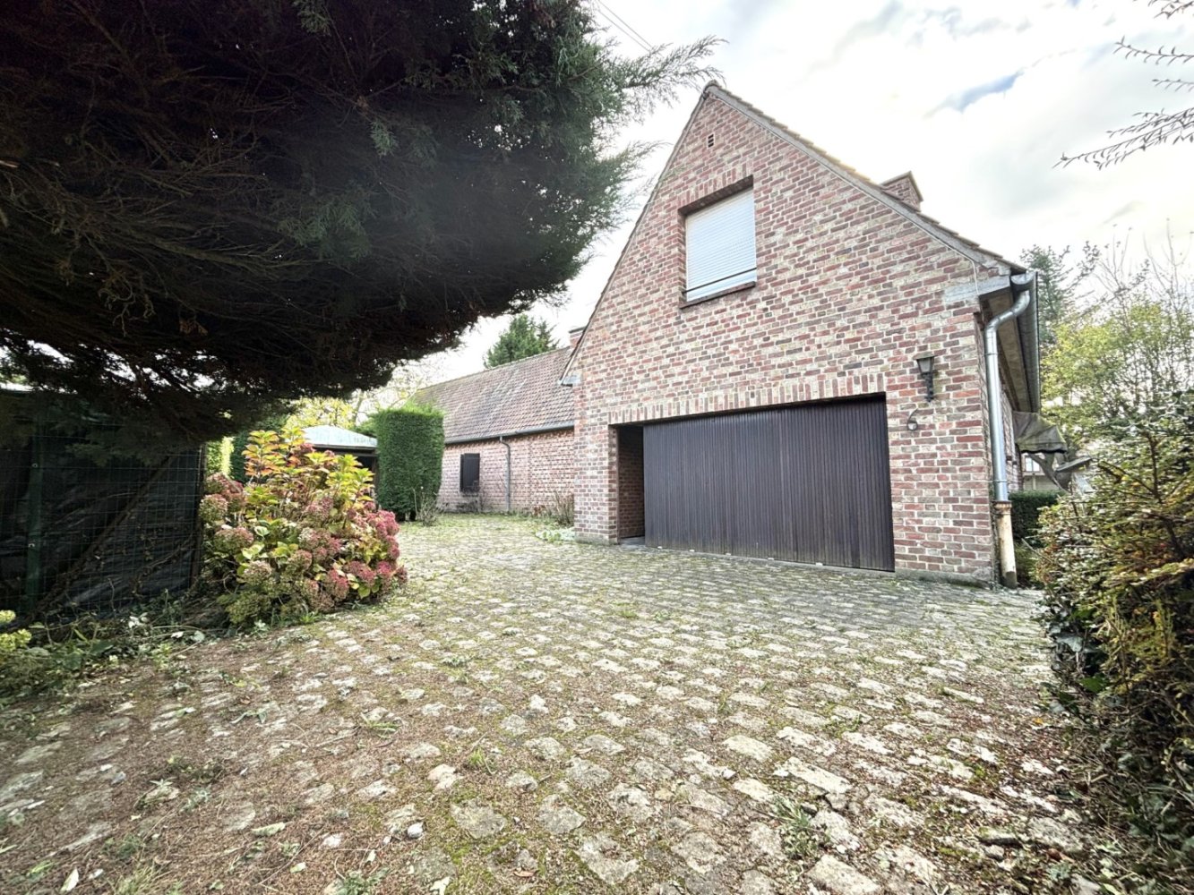 Villa T7 em Neuville-en-Ferrain, France N.º 156207