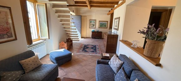 4 bedrooms Apartment in Tolfa, Italy No. 360072 3