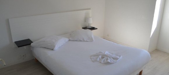 Apartamento de 2 dormitorios en Grandcamp-Maisy, France No. 1900 24