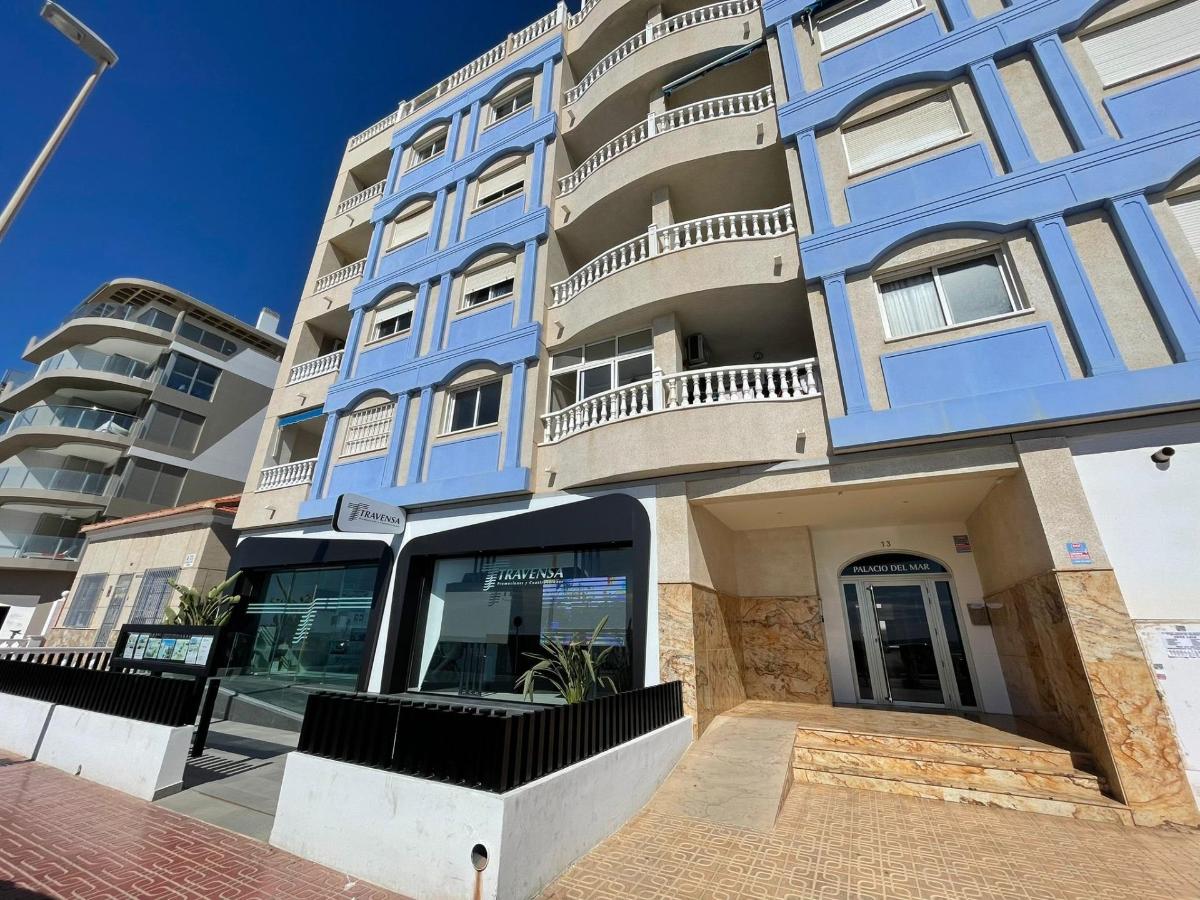 3 bedrooms Apartment in Torrevieja, Spain No. 12825