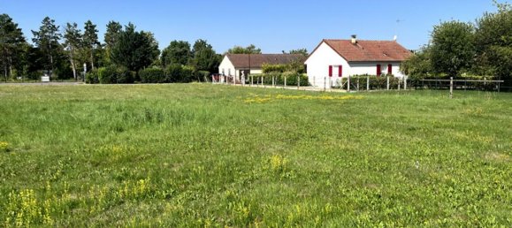 Land in Les Grandes-Chapelles, France No. 344694 2