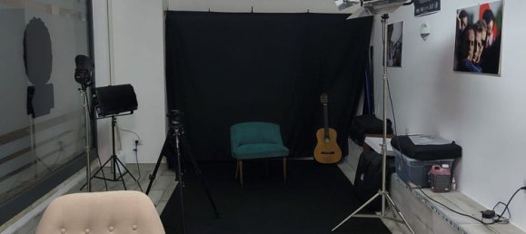 Gewerbliche Immobilie in Latina, Italy 35m², Nr. 342444 2