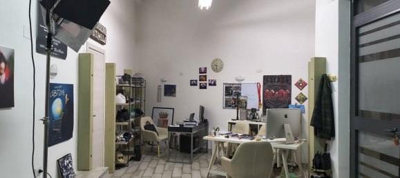 Gewerbliche Immobilie in Latina, Italy 35m², Nr. 342444 3