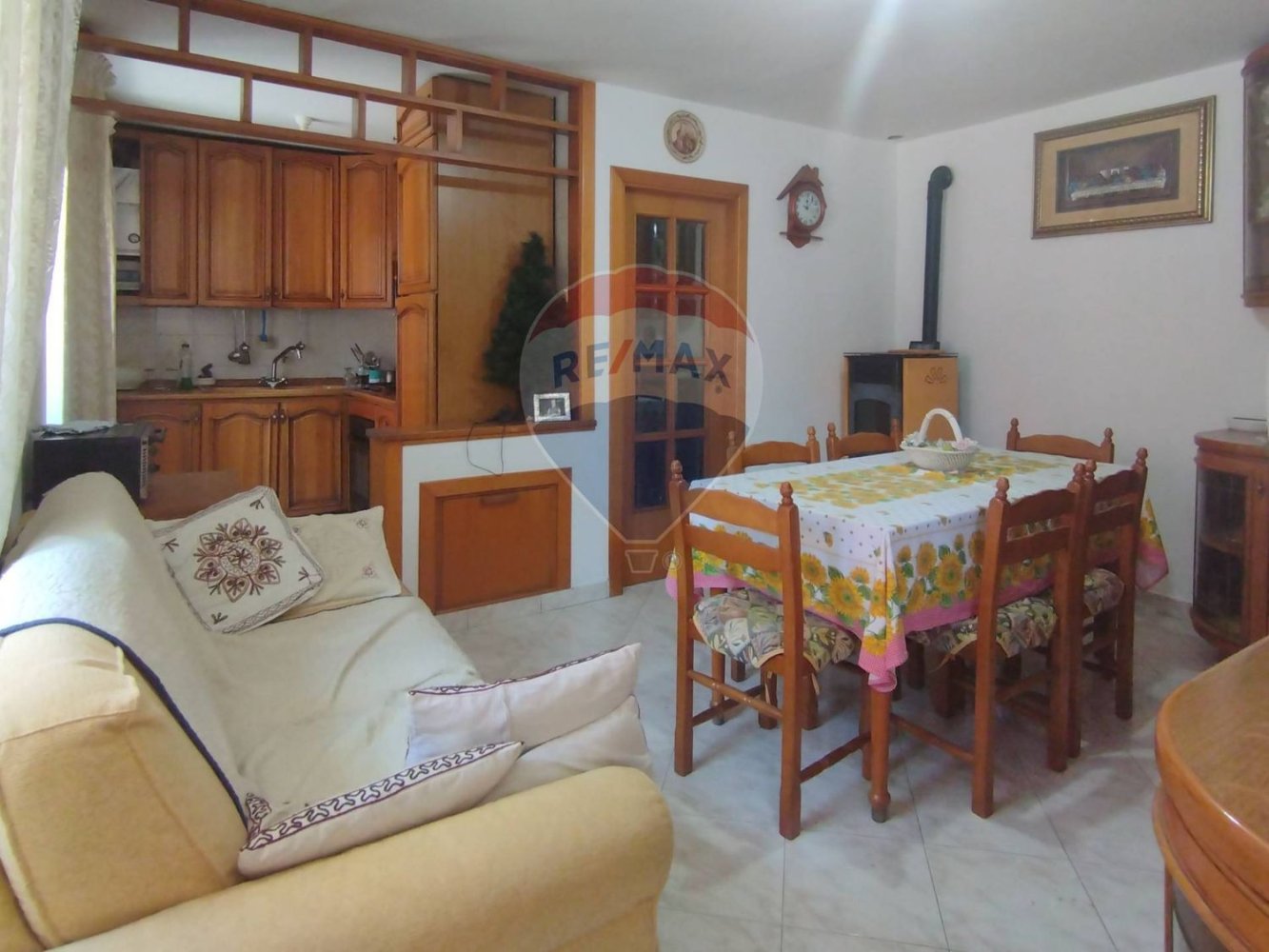 3 Schlafzimmer Haus in Cappelle sul Tavo, Italy, Nr. 387679