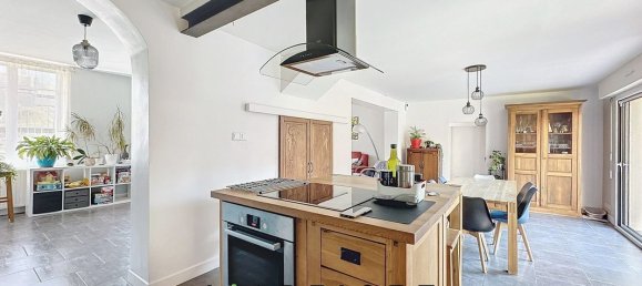 5 bedrooms House in Rouen, France No. 358842 6