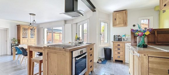 5 bedrooms House in Rouen, France No. 358842 5