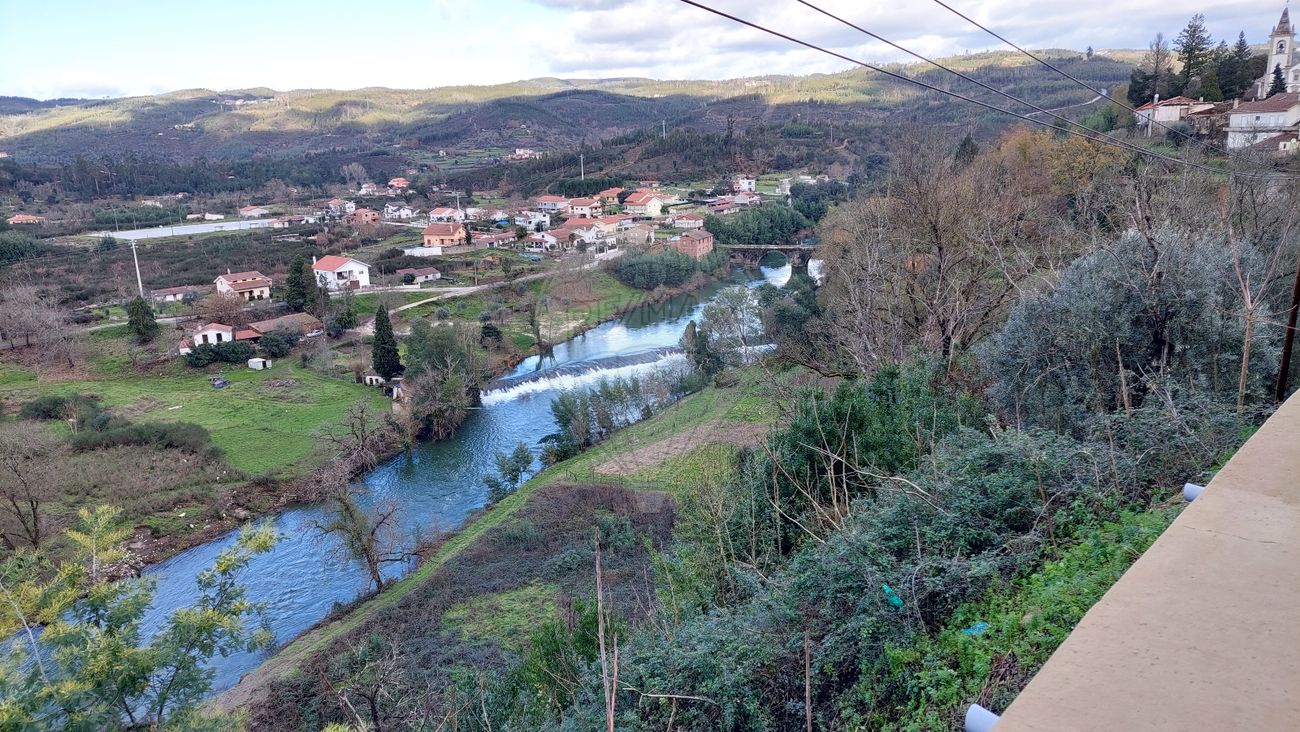Casa de 4 dormitorios en Arganil, Portugal No. 174252