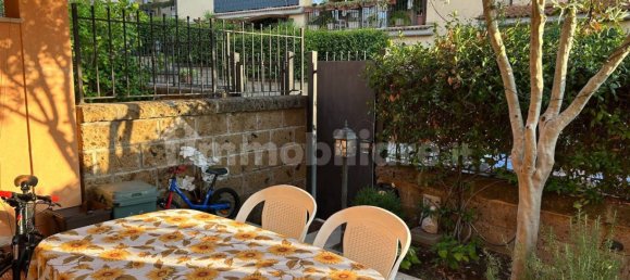 Дом с 2 спальнями в Риньяно Фламинио, Италия № 330748 14