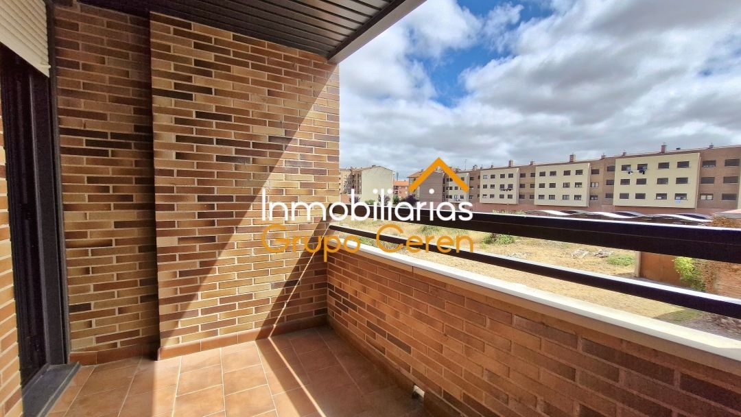 3 chambres Appartement à La Rioja, Spain No. 141378