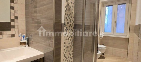 Квартира с 3 спальнями в Рим, Италия № 322522 11