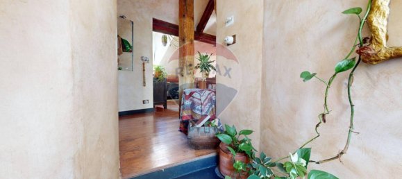 Apartamento de 2 dormitorios en Genoa, Italy No. 291776 10