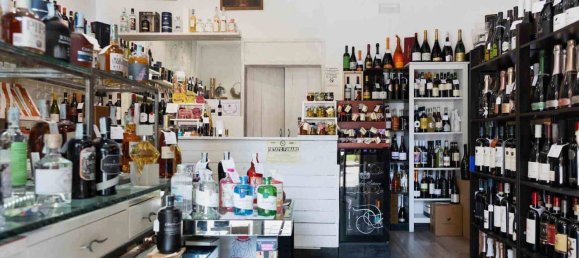 3 rooms Commercial property in Cattolica, Italy No. 335991 5