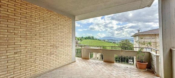 7 rooms Apartment in Cossignano, Italy No. 159357 14