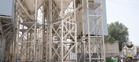 Fábrica en Al Quoz, UAE 8268 m² No. 97757 9